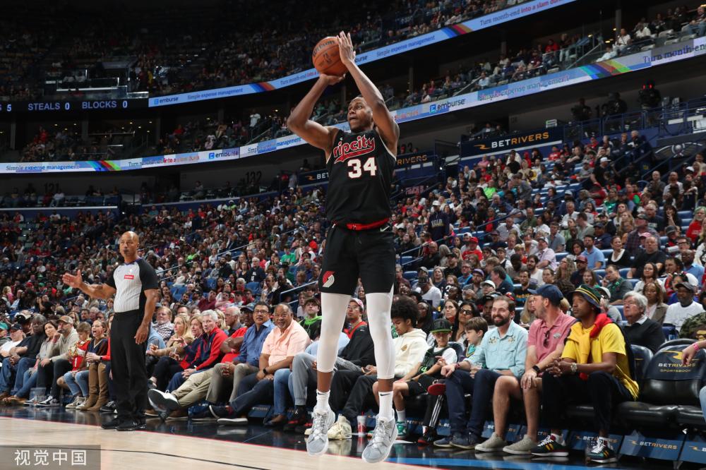 了自己在联 了自己在联